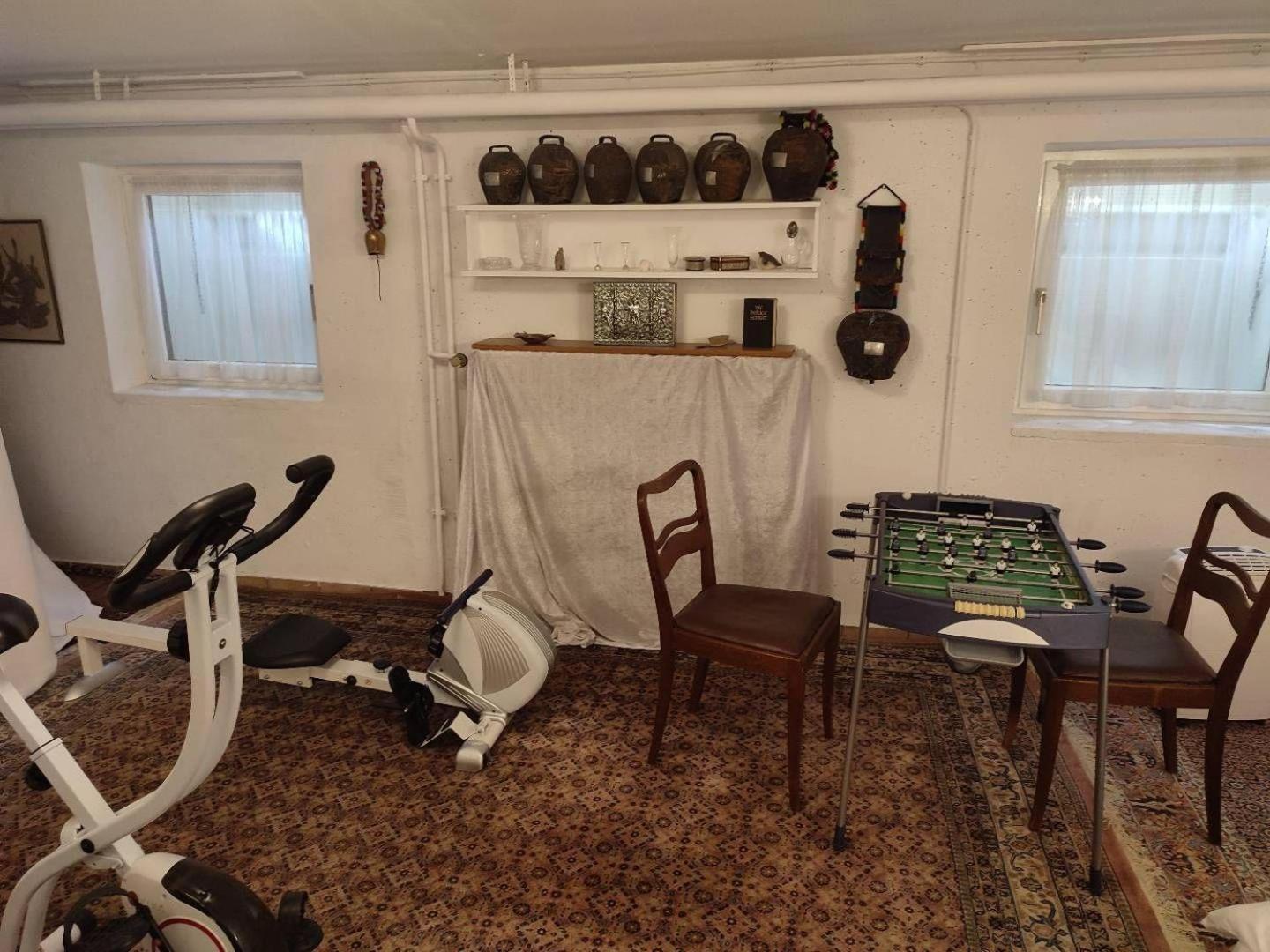 Elegant-Terraced-House-With-Bikes-Near-The-Lake-Children-At-Least-6-A-Old Starnberg Dış mekan fotoğraf